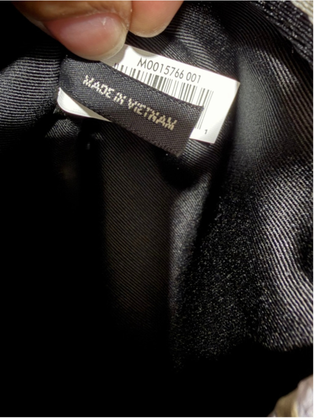 NWT Marc Jacobs Logo Shopper East-West Tote Bag in Black - Picture 13 of 13